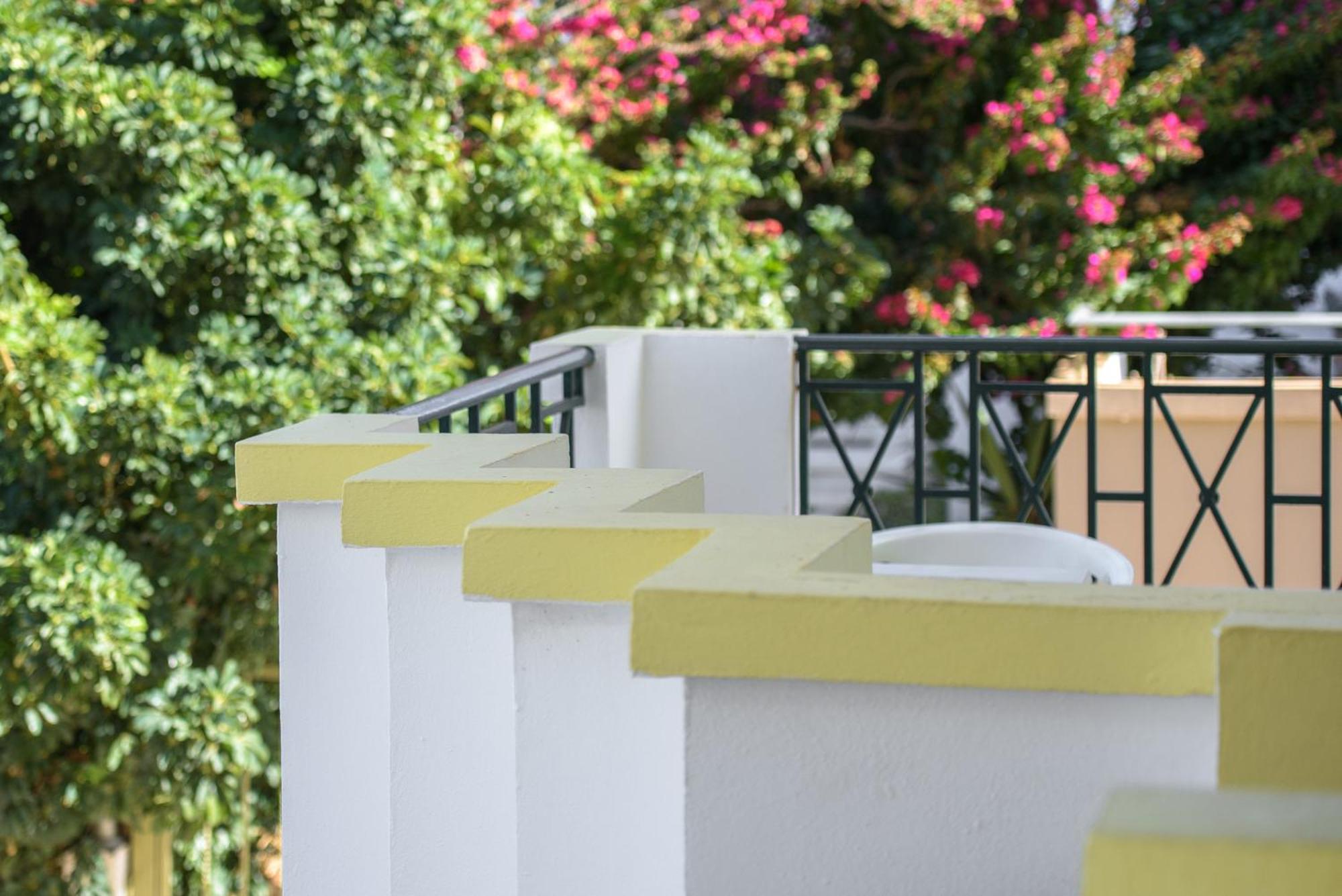 خيرسونِسوس Ariadni Palace Apartments المظهر الخارجي الصورة